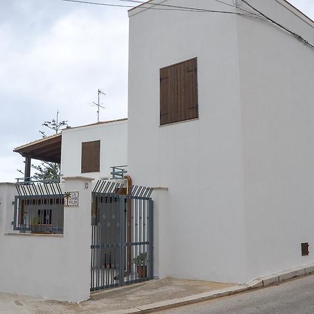 Apartamento La Grande Palma Castelluzzo Exterior foto