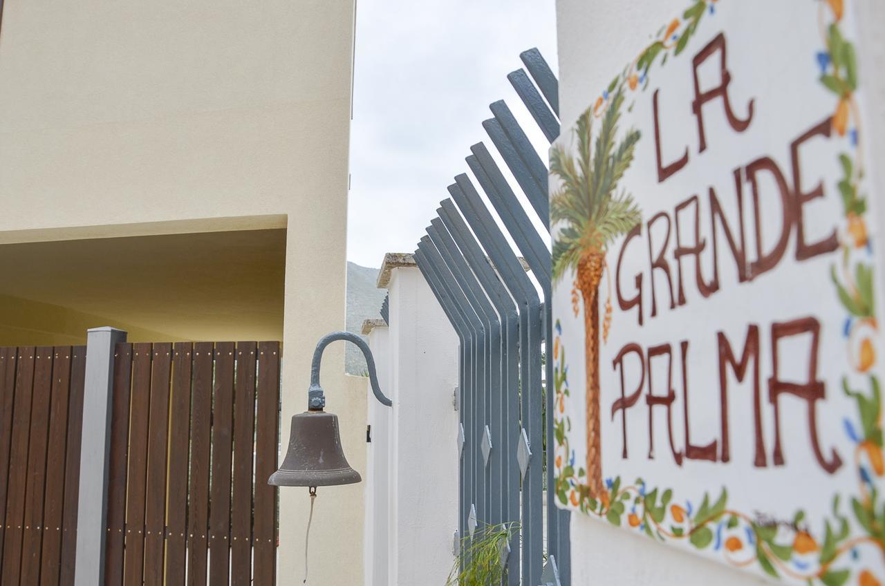 Apartamento La Grande Palma Castelluzzo Exterior foto