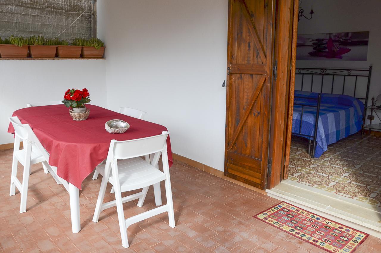 Apartamento La Grande Palma Castelluzzo Exterior foto