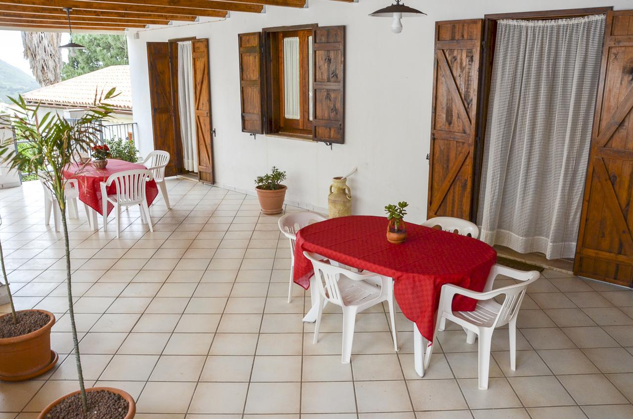 Apartamento La Grande Palma Castelluzzo Exterior foto